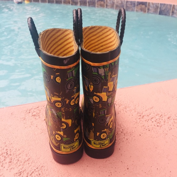 Western Chief Boys Waterproof Printed Rain Boot - Picture 6 of 13
